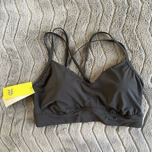 Womens XL sports bra
